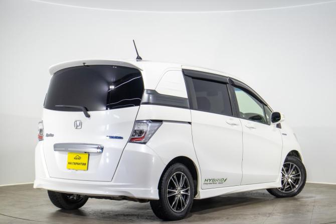 Honda Freed I Рестайлинг с пробегом 2013 года, цена 999 000 рублей, 162000 км, компактвэн, Автокод Объявления