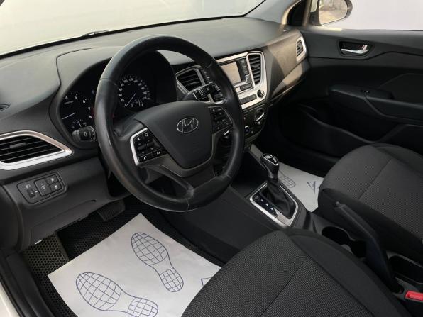 Hyundai Solaris II с пробегом 2019 года, цена 1 499 000 рублей, 74788 км, седан, Автокод Объявления