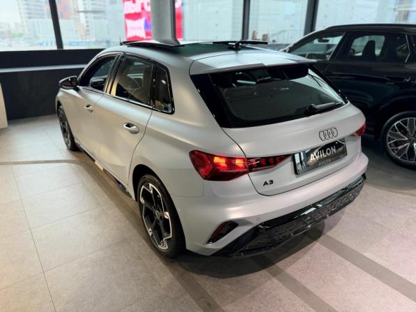 Новый Audi A3 IV (8Y) Рестайлинг 2025 года, цена 4 861 700 рублей, хэтчбек, Автокод Объявления