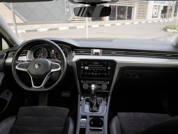Volkswagen Passat B8 с пробегом 2020 года, цена 2 270 000 рублей, 88183 км, седан, Автокод Объявления