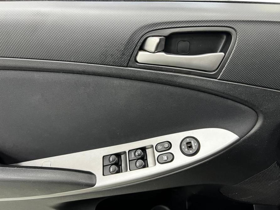 Hyundai Solaris I Рестайлинг Казань  - изображение 9