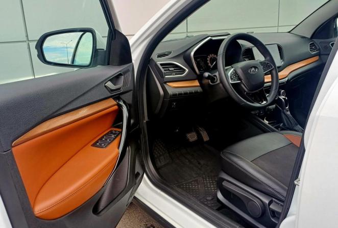 Lada (ВАЗ) Vesta I Рестайлинг (NG) с пробегом 2024 года, цена 1 360 000 рублей, 49474 км, универсал, Автокод Объявления