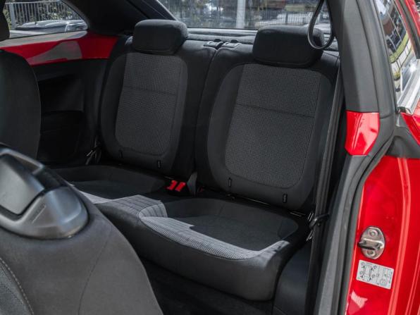 Volkswagen Beetle II (A5) с пробегом 2013 года, цена 1 245 000 рублей, 82206 км, хэтчбек, Автокод Объявления