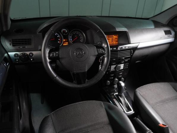 Opel Astra H Рестайлинг с пробегом 2008 года, цена 699 000 рублей, 225631 км, хэтчбек, Автокод Объявления