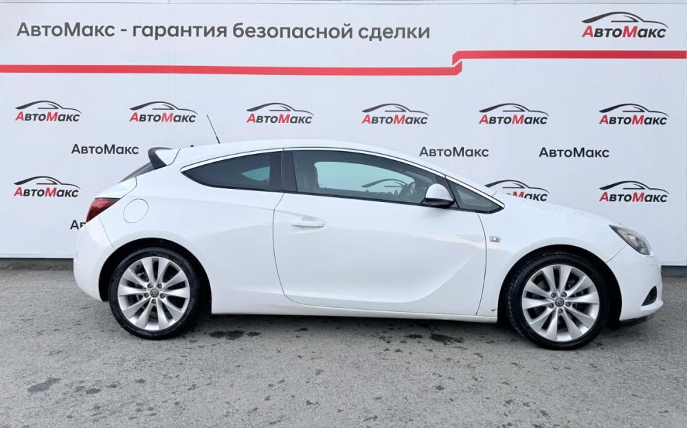 Opel Astra J Рестайлинг Тюмень  - изображение 5