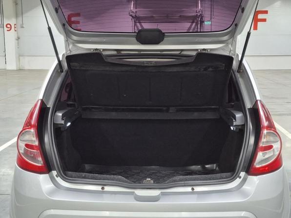 Renault Sandero I с пробегом 2013 года, цена 440 000 рублей, 206598 км, хэтчбек, Автокод Объявления