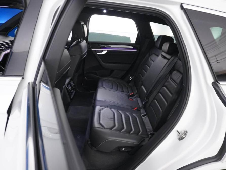 Volkswagen Touareg III Москва  - изображение 9