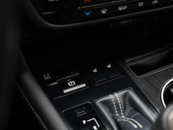 Lexus RX IV Рестайлинг с пробегом 2021 года, цена 4 899 000 рублей, 90928 км, внедорожник, Автокод Объявления