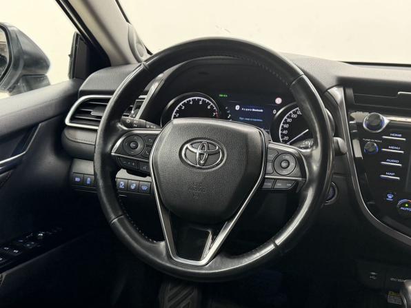 Toyota Camry VIII (XV70) с пробегом 2019 года, цена 2 820 000 рублей, 141044 км, седан, Автокод Объявления