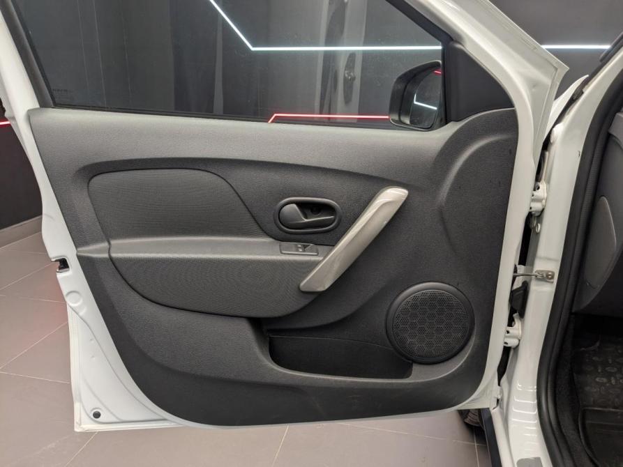 Renault Logan II Рестайлинг Москва  - изображение 9