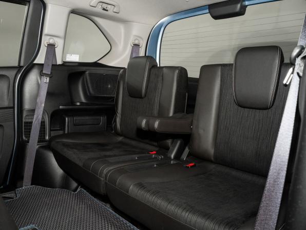 Honda Freed I Рестайлинг с пробегом 2012 года, цена 1 090 300 рублей, 97302 км, компактвэн, Автокод Объявления