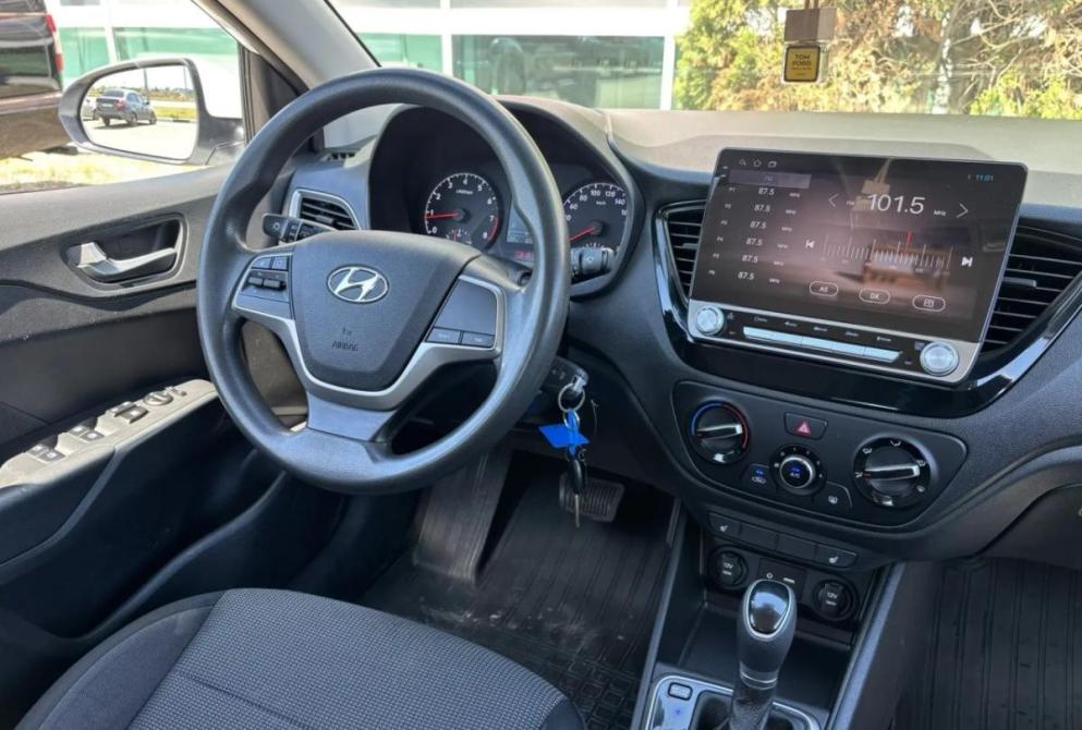 Hyundai Solaris II Саратов  - изображение 14