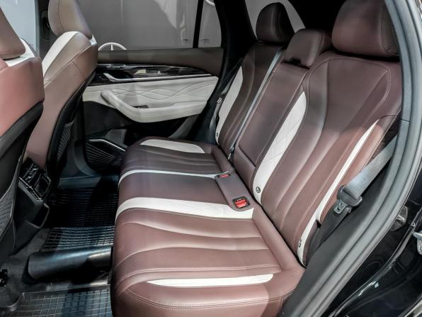 Geely Monjaro I с пробегом 2023 года, цена 2 990 000 рублей, 32068 км, внедорожник, Автокод Объявления