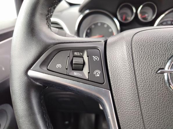 Opel Mokka I с пробегом 2013 года, цена 999 000 рублей, 111744 км, внедорожник, Автокод Объявления