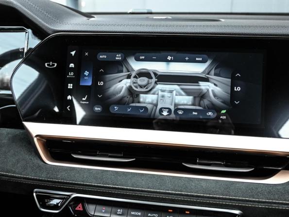 Geely Monjaro I с пробегом 2024 года, цена 2 959 000 рублей, 61911 км, внедорожник, Автокод Объявления