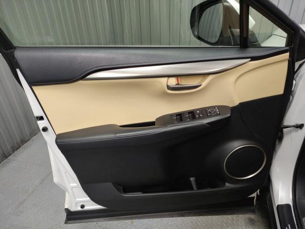 Lexus NX I с пробегом 2015 года, цена 2 905 000 рублей, 103100 км, внедорожник, Автокод Объявления