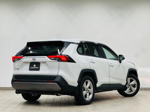 Toyota RAV4 V (XA50) с пробегом 2021 года, цена 2 840 000 рублей, 39840 км, внедорожник, Автокод Объявления