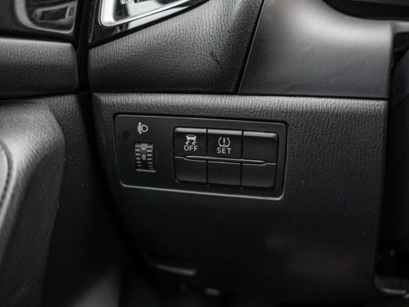 Mazda 3 III (BM) с пробегом 2014 года, цена 1 325 000 рублей, 92037 км, седан, Автокод Объявления