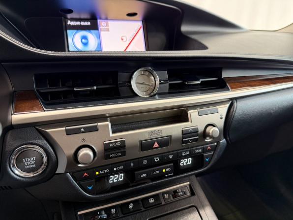 Lexus ES VI с пробегом 2013 года, цена 2 130 000 рублей, 211300 км, седан, Автокод Объявления