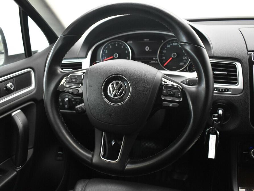 Volkswagen Touareg II Рестайлинг Москва  - изображение 15