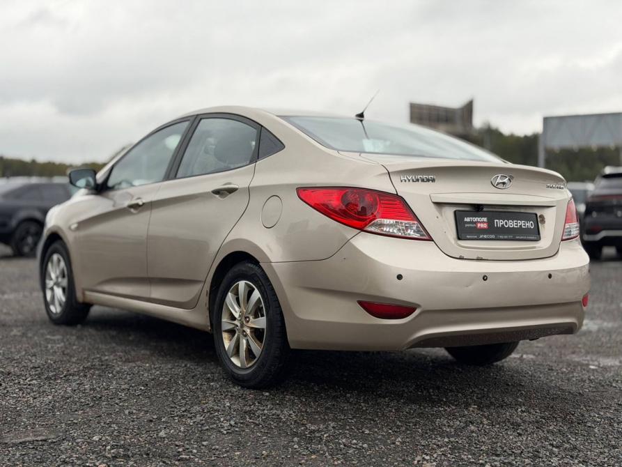 Hyundai Solaris I Санкт-Петербург  - изображение 4