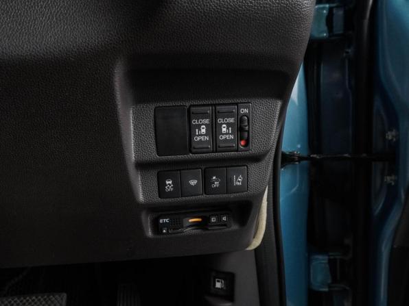 Honda Freed II с пробегом 2019 года, цена 1 669 000 рублей, 63619 км, компактвэн, Автокод Объявления