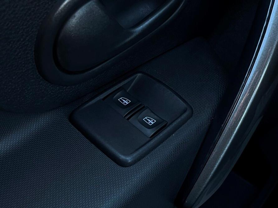 Renault Logan II Рестайлинг Санкт-Петербург  - изображение 20