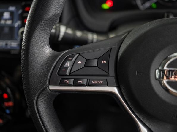 Nissan Note II Рестайлинг с пробегом 2019 года, цена 1 300 500 рублей, 58636 км, хэтчбек, Автокод Объявления