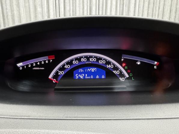 Honda Freed I Рестайлинг с пробегом 2013 года, цена 1 200 000 рублей, 114787 км, компактвэн, Автокод Объявления