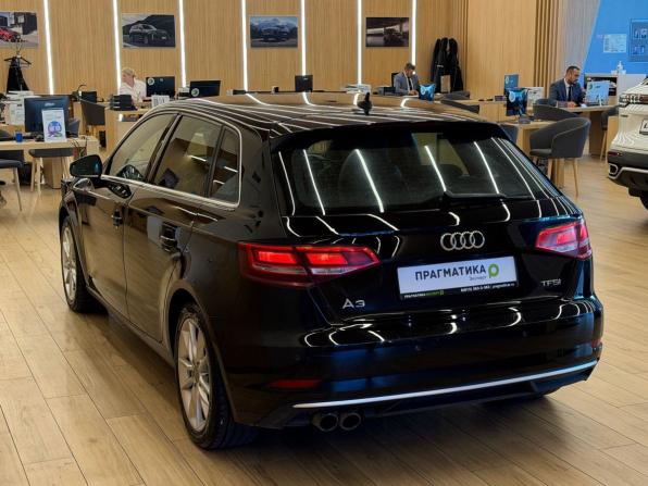 Audi A3 III (8V) Рестайлинг с пробегом 2017 года, цена 1 358 000 рублей, 234300 км, хэтчбек, Автокод Объявления