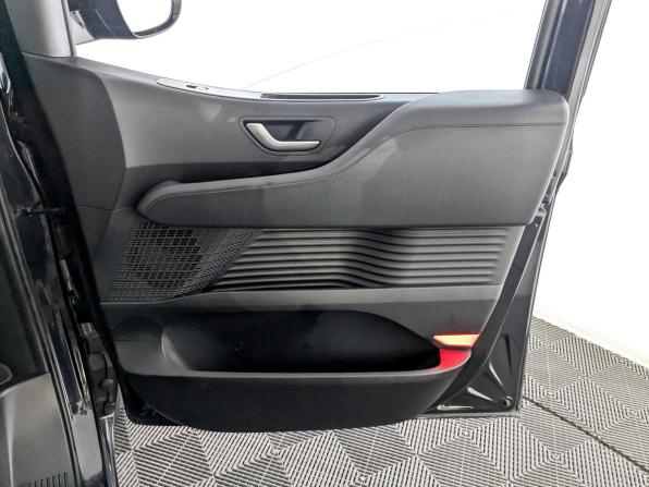 Hyundai Staria I с пробегом 2021 года, цена 5 100 000 рублей, 78833 км, минивэн, Автокод Объявления