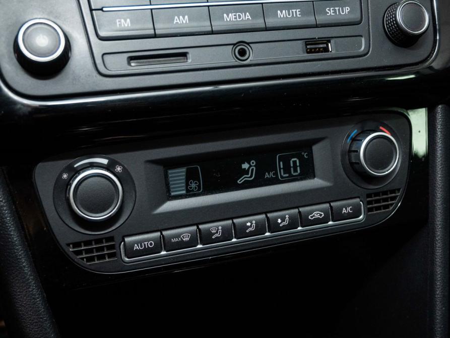 Volkswagen Polo V Рестайлинг Казань  - изображение 11