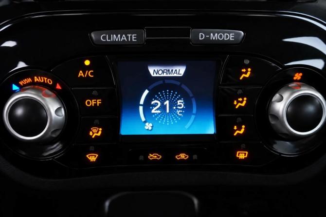 Nissan Juke I с пробегом 2013 года, цена 990 000 рублей, 252796 км, внедорожник, Автокод Объявления