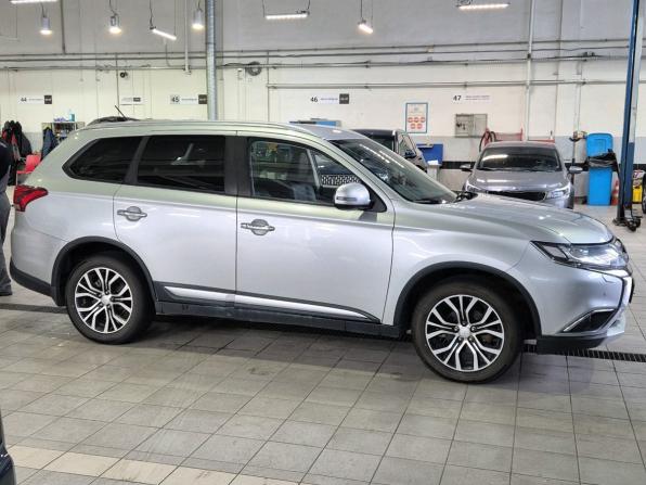 Mitsubishi Outlander III Рестайлинг 2 с пробегом 2016 года, цена 2 190 000 рублей, 86098 км, внедорожник, Автокод Объявления