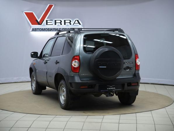 Chevrolet Niva I Рестайлинг с пробегом 2017 года, цена 690 000 рублей, 76130 км, внедорожник, Автокод Объявления