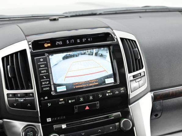 Toyota Land Cruiser 200 Series Рестайлинг 1 с пробегом 2015 года, цена 2 599 000 рублей, 118131 км, внедорожник, Автокод Объявления