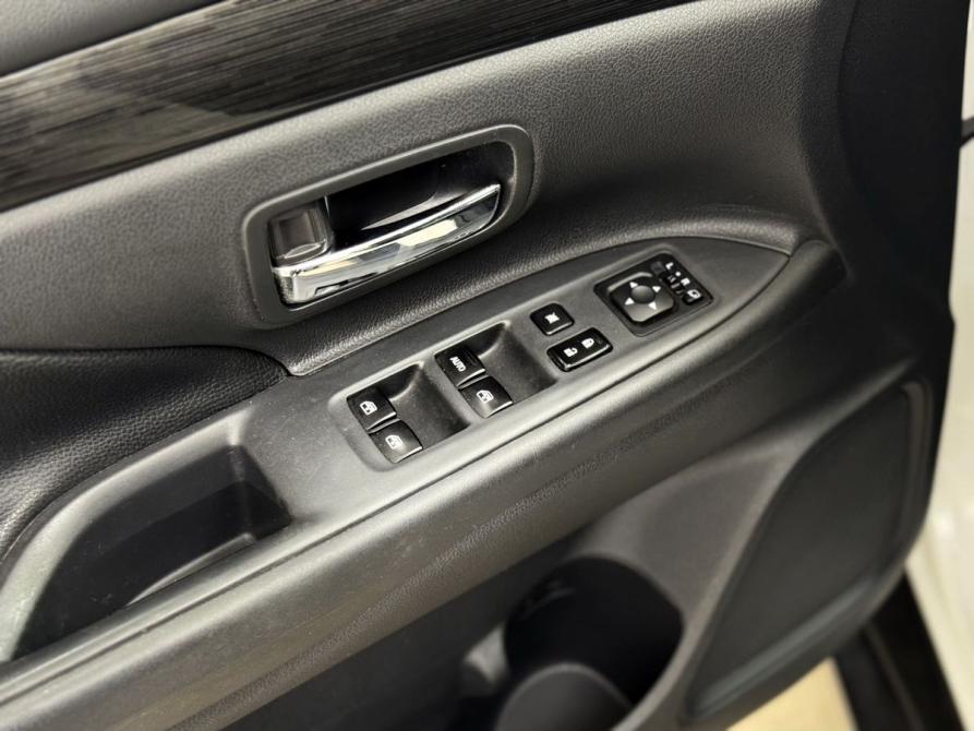 Mitsubishi Outlander III Рестайлинг 2 Санкт-Петербург  - изображение 18
