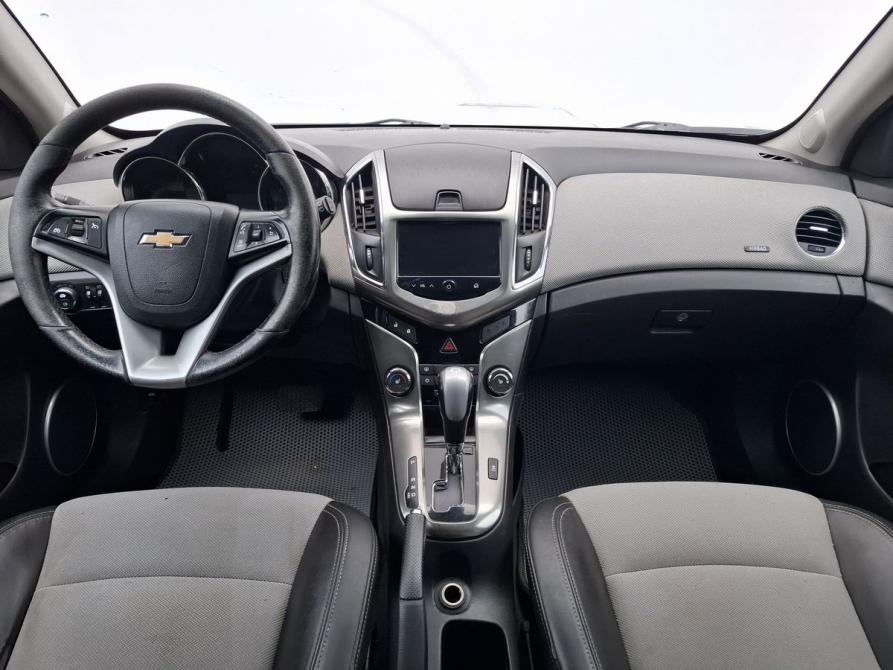 Chevrolet Cruze I Рестайлинг Москва  - изображение 12
