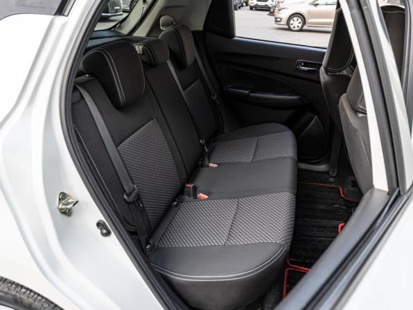 Suzuki Swift V с пробегом 2020 года, цена 1 345 000 рублей, 41323 км, хэтчбек, Автокод Объявления