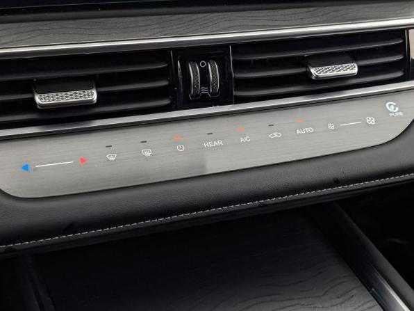 Chery Tiggo 8 Pro Max I Рестайлинг с пробегом 2024 года, цена 2 380 000 рублей, 67713 км, внедорожник, Автокод Объявления