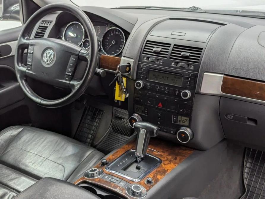 Volkswagen Touareg I Рестайлинг Воронеж  - изображение 11