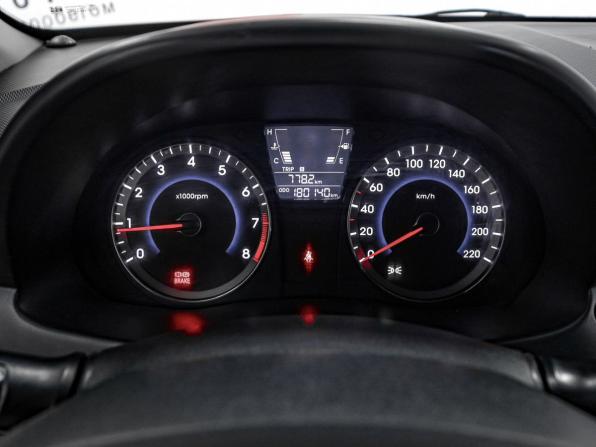 Hyundai Solaris I с пробегом 2012 года, цена 799 000 рублей, 180140 км, седан, Автокод Объявления