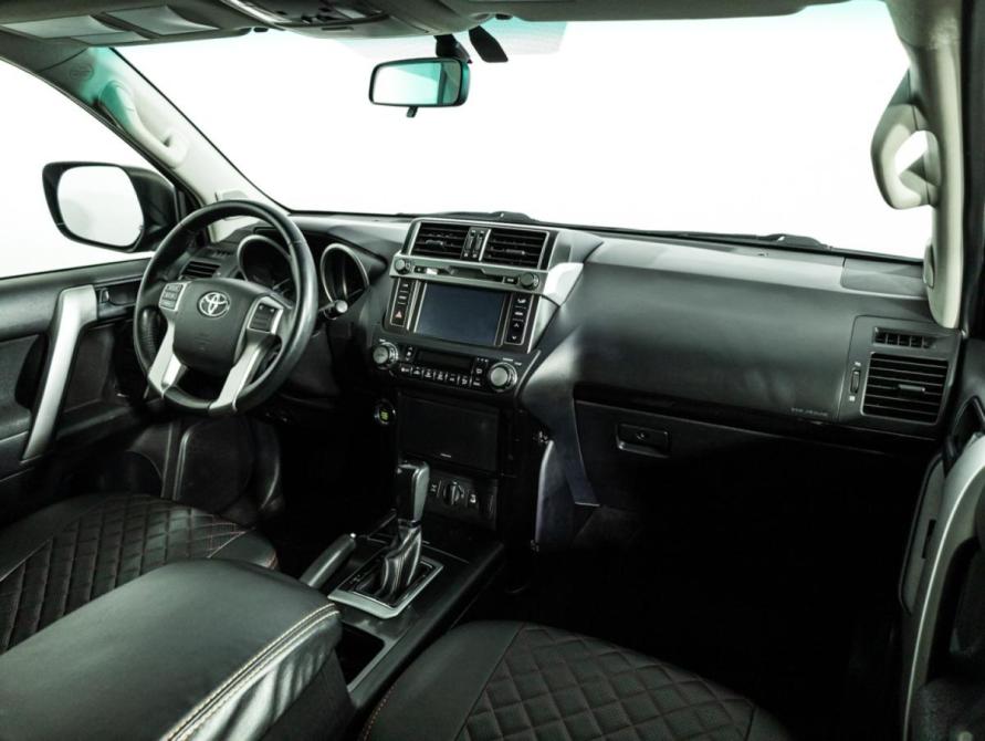Toyota Land Cruiser Prado 150 Series Рестайлинг 1 Санкт-Петербург  - изображение 10