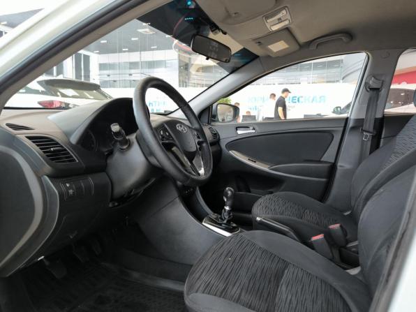 Hyundai Solaris I Рестайлинг с пробегом 2014 года, цена 550 000 рублей, 183970 км, седан, Автокод Объявления