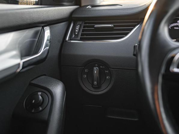 Skoda Octavia III (A7) Рестайлинг с пробегом 2020 года, цена 1 866 000 рублей, 61666 км, лифтбек, Автокод Объявления
