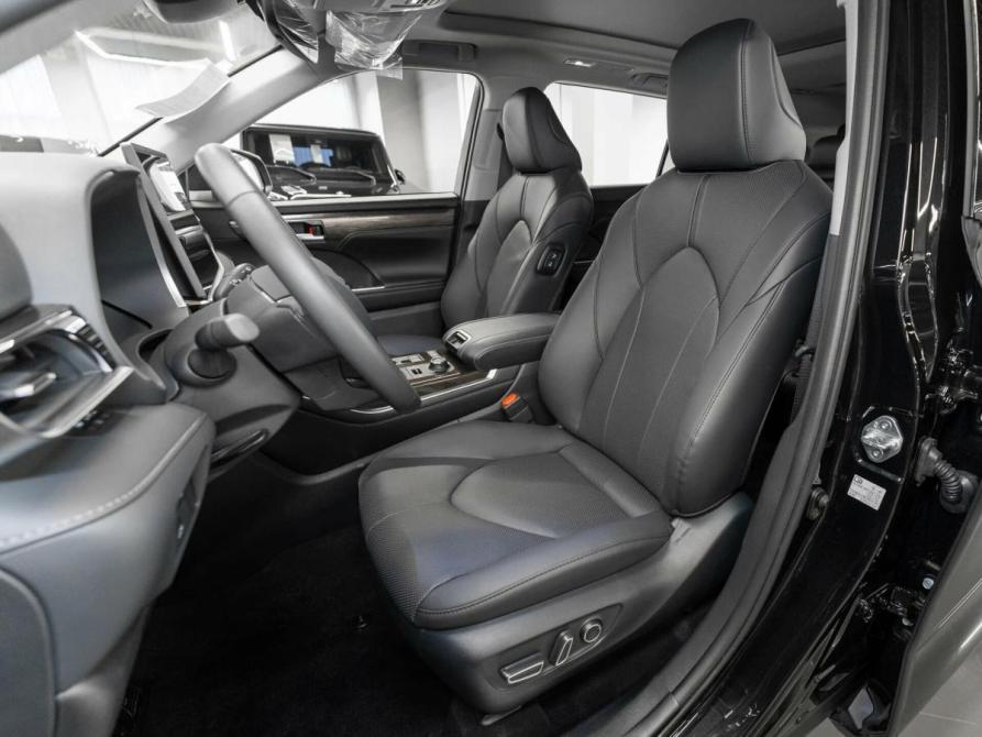 Toyota Highlander IV (XU70) Москва  - изображение 9