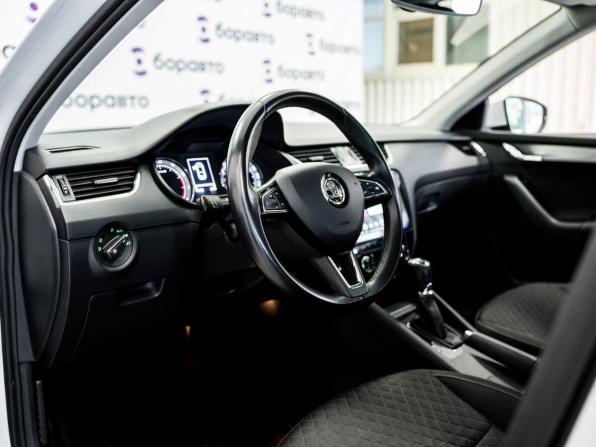 Skoda Octavia III (A7) Рестайлинг с пробегом 2018 года, цена 1 680 000 рублей, 178000 км, лифтбек, Автокод Объявления