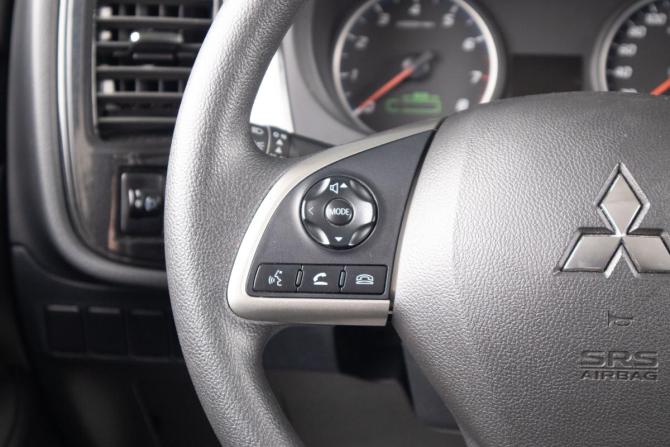 Mitsubishi Outlander III Рестайлинг 3 с пробегом 2022 года, цена 2 799 000 рублей, 32723 км, внедорожник, Автокод Объявления