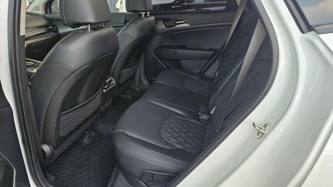 Kia Sportage V с пробегом 2025 года, цена 3 999 000 рублей, 17000 км, внедорожник, Автокод Объявления