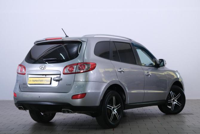 Hyundai Santa Fe II Рестайлинг с пробегом 2010 года, цена 1 099 000 рублей, 285000 км, внедорожник, Автокод Объявления